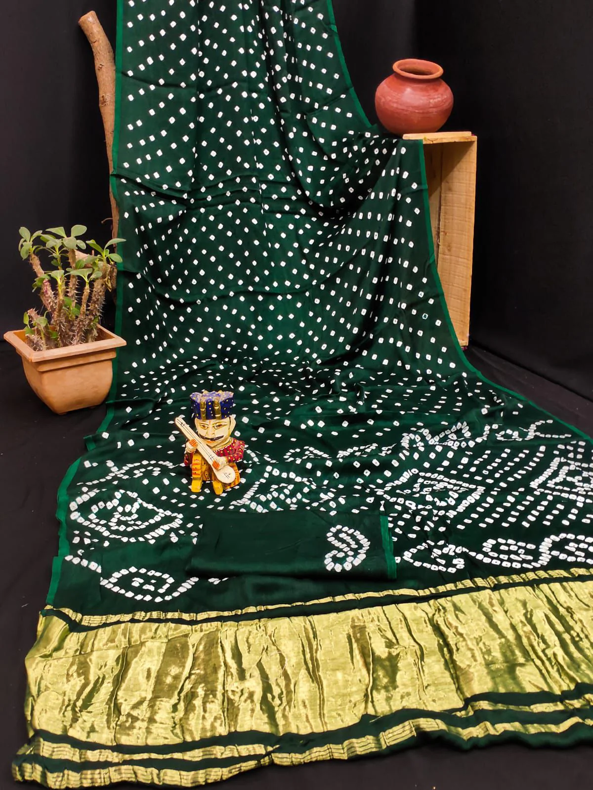 Green Pure Bandhni Zari Pallu Modal Silk Saree - Image 3