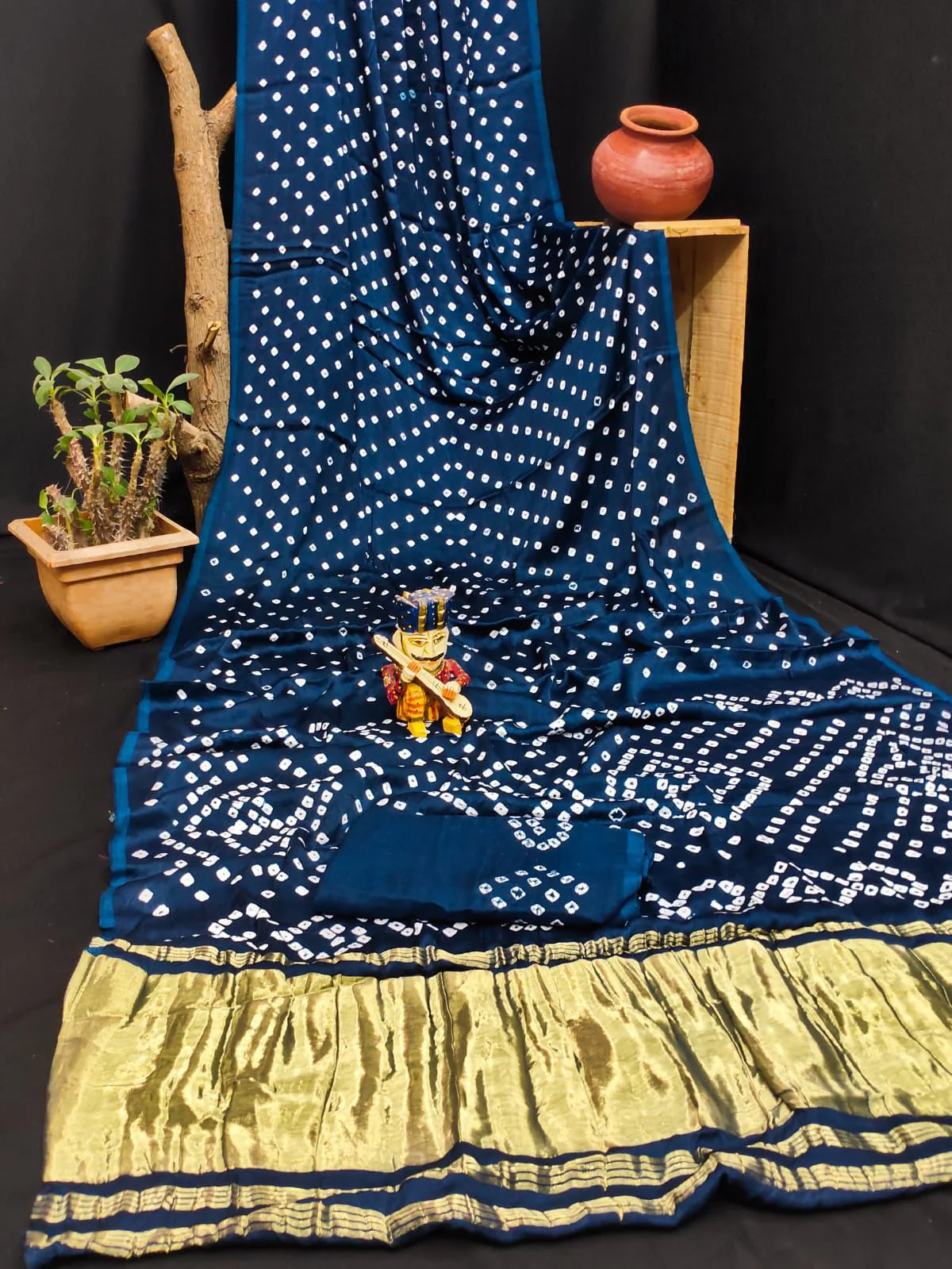 Morpich Pure Bandhni Zari Pallu Modal Silk Saree - Image 7