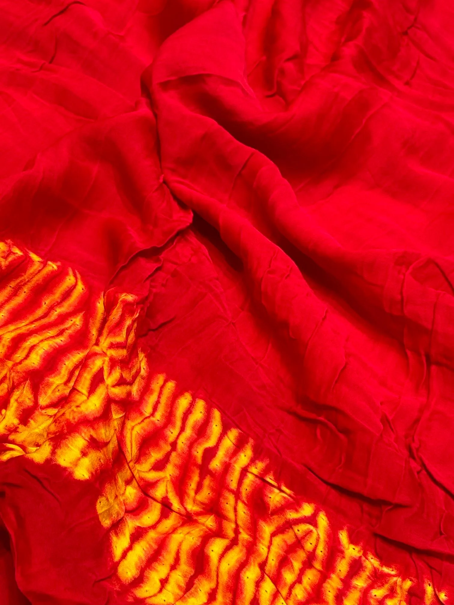 Red Shibori Bandhni Border Pure Modal Silk Plian Saree - Image 5
